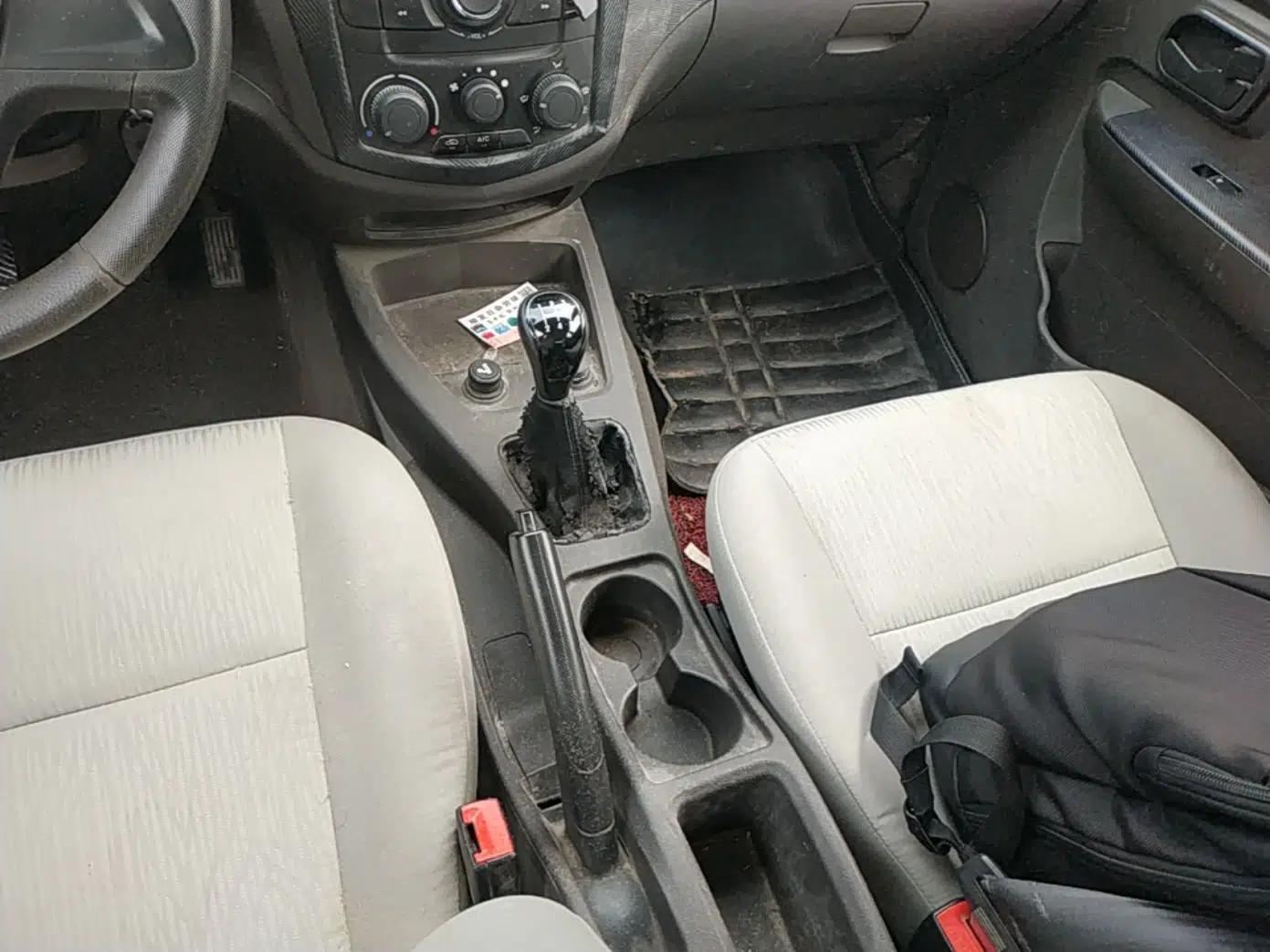Wuling Hongguang 2014 1.2L Base Model China IV — миниатюра 21