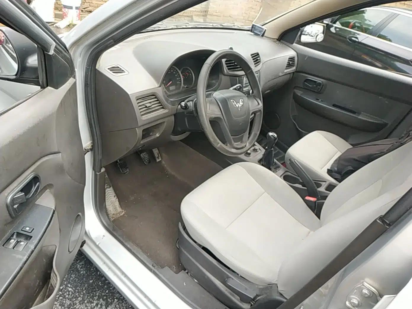 Wuling Hongguang 2014 1.2L Base Model China IV — миниатюра 22