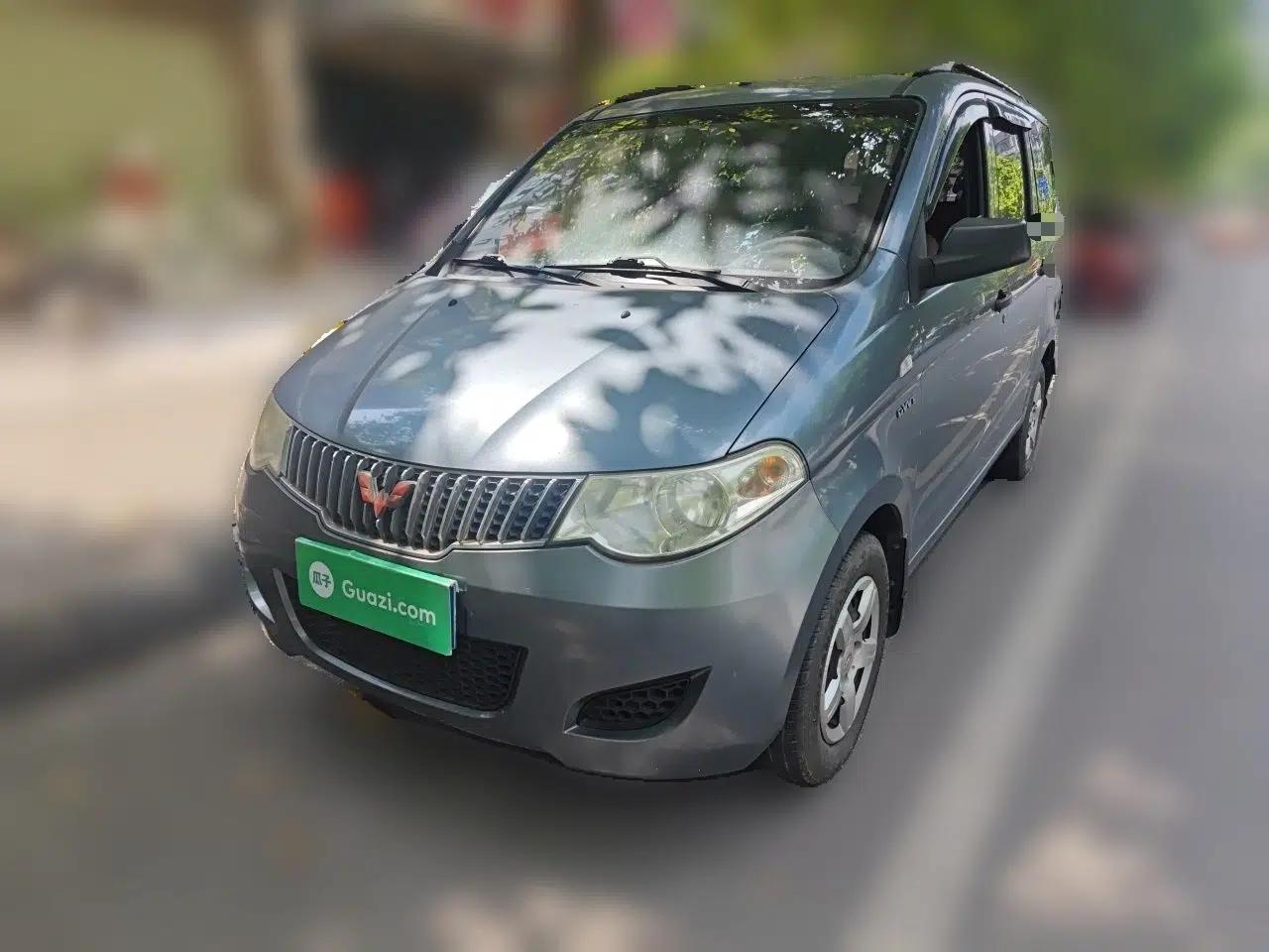 Wuling Hongguang 2013 1.5L Base Version — миниатюра 1