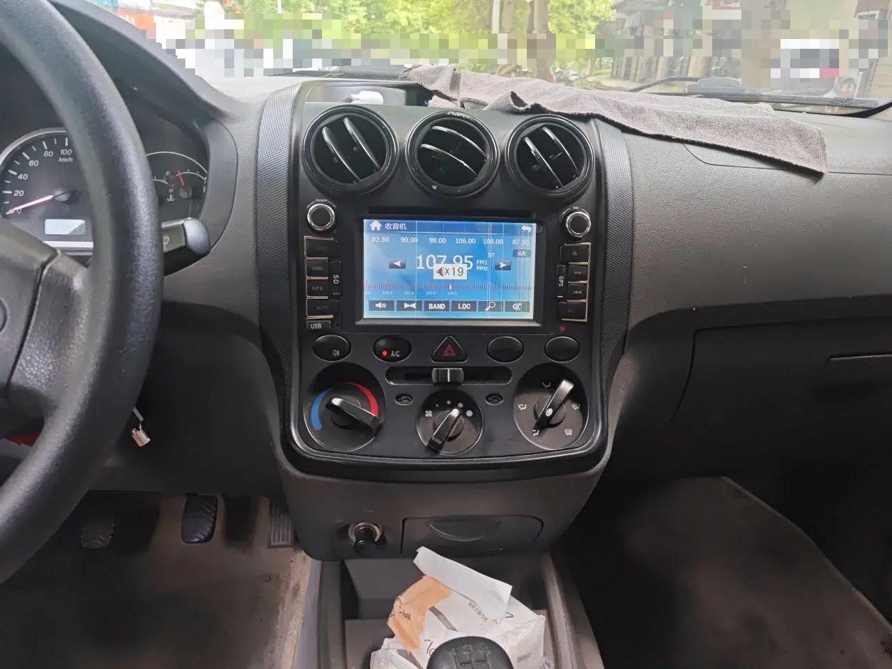 Wuling Hongguang 2013 1.5L Base Version — миниатюра 13