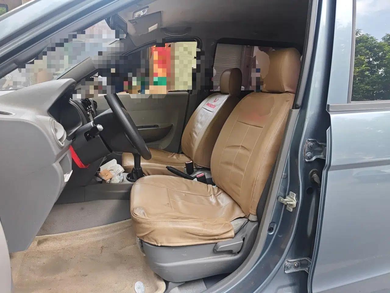 Wuling Hongguang 2013 1.5L Base Version — миниатюра 15