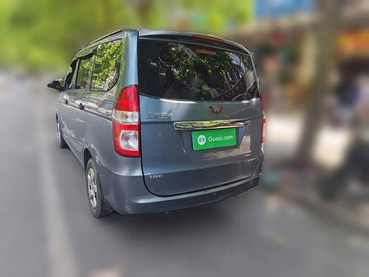 Wuling Hongguang 2013 1.5L Base Version — миниатюра 4