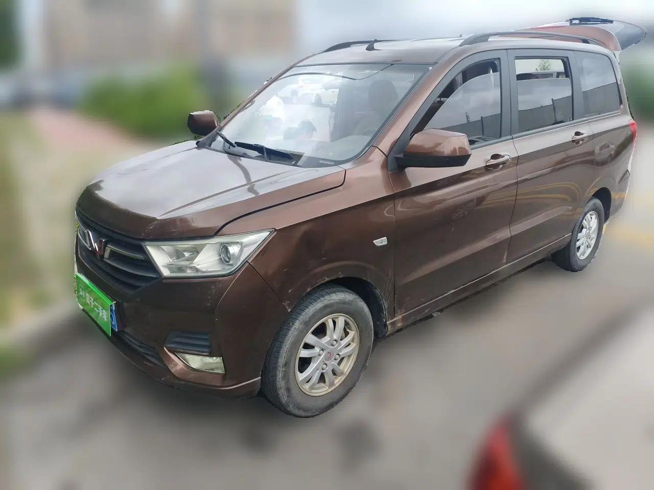 Wuling Hongguang 2018 1.5L S Comfort Model L2B — миниатюра 1
