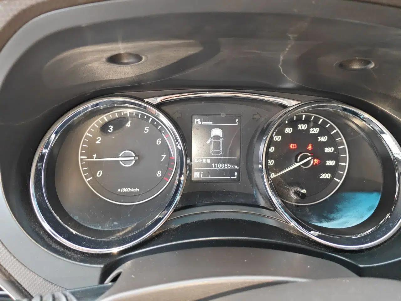 Wuling Hongguang 2015 1.5L S1 Luxury National Emission Standard V — миниатюра 11