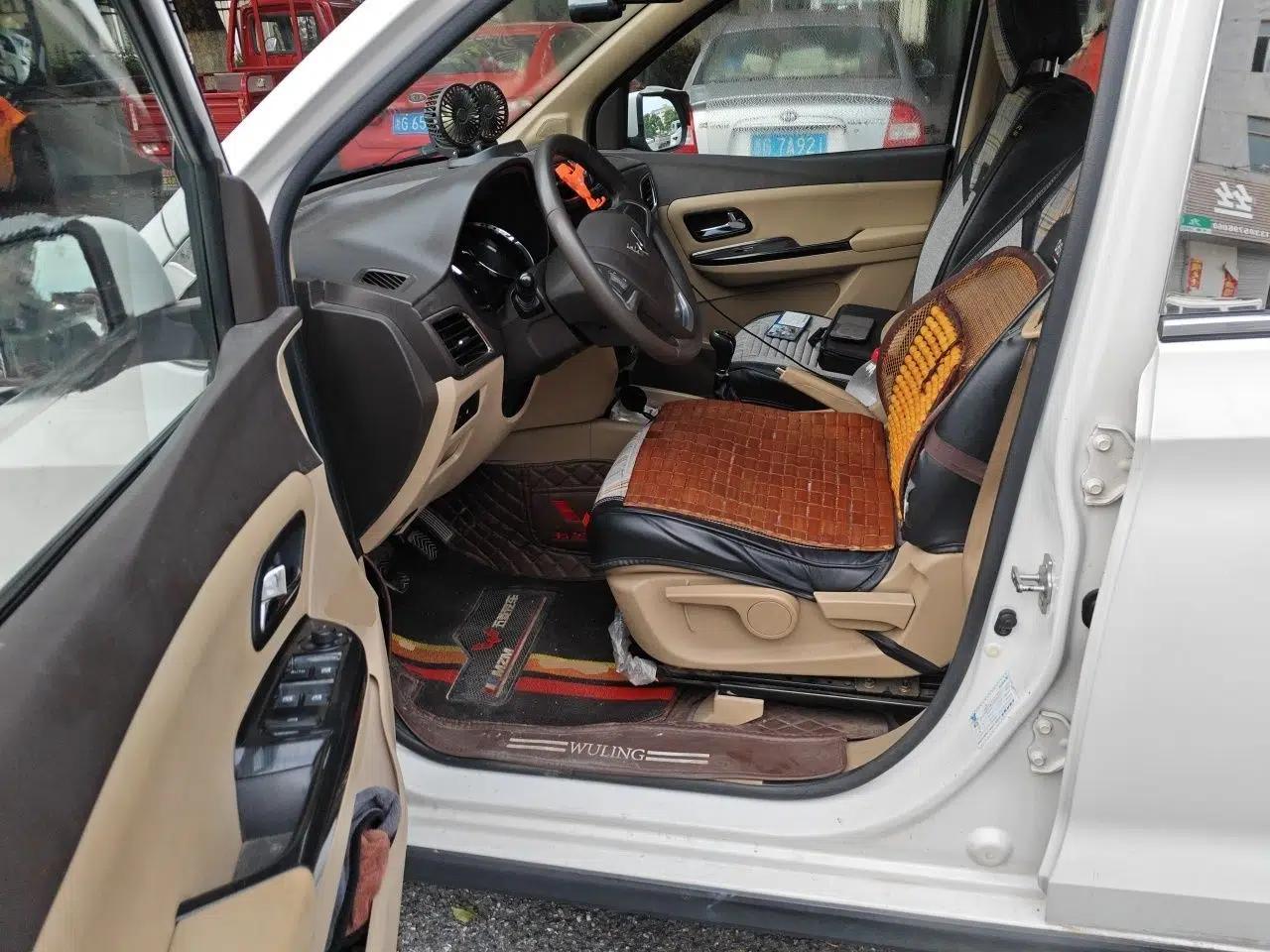 Wuling Hongguang 2015 1.5L S1 Luxury National Emission Standard V — миниатюра 16
