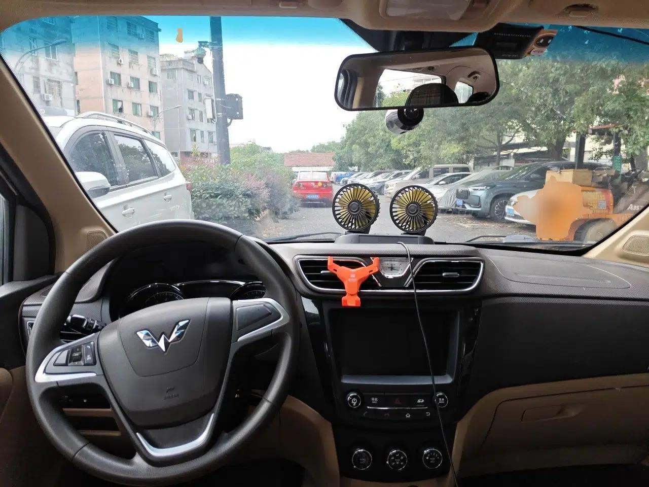 Wuling Hongguang 2015 1.5L S1 Luxury National Emission Standard V — миниатюра 9