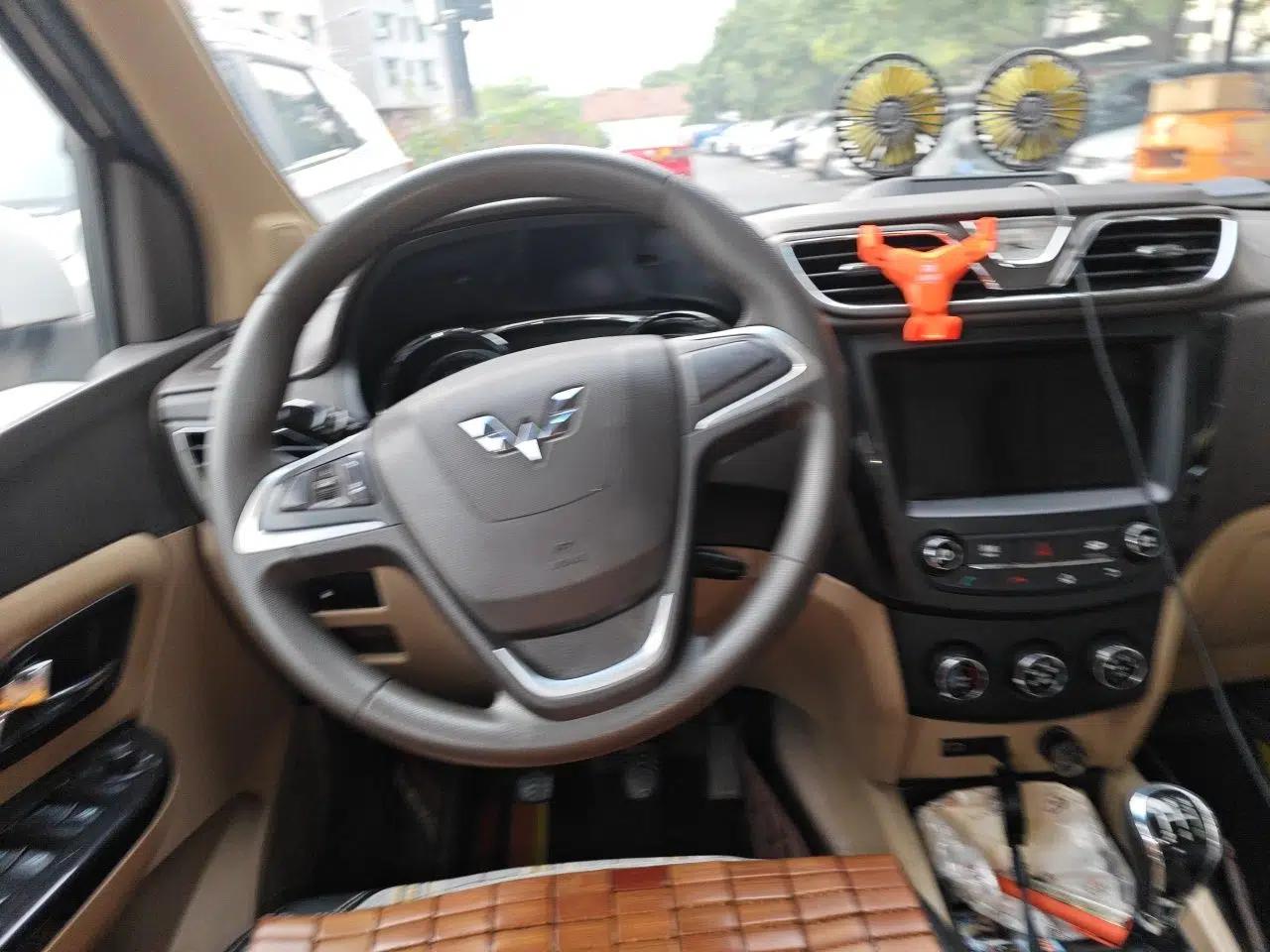 Wuling Hongguang 2015 1.5L S1 Luxury National Emission Standard V — миниатюра 10
