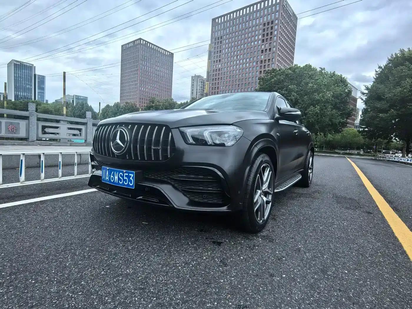 2023 Mercedes-Benz GLE Coupe AMG Model: AMG GLE 53 4MATIC+ Coupe SUV — миниатюра 1