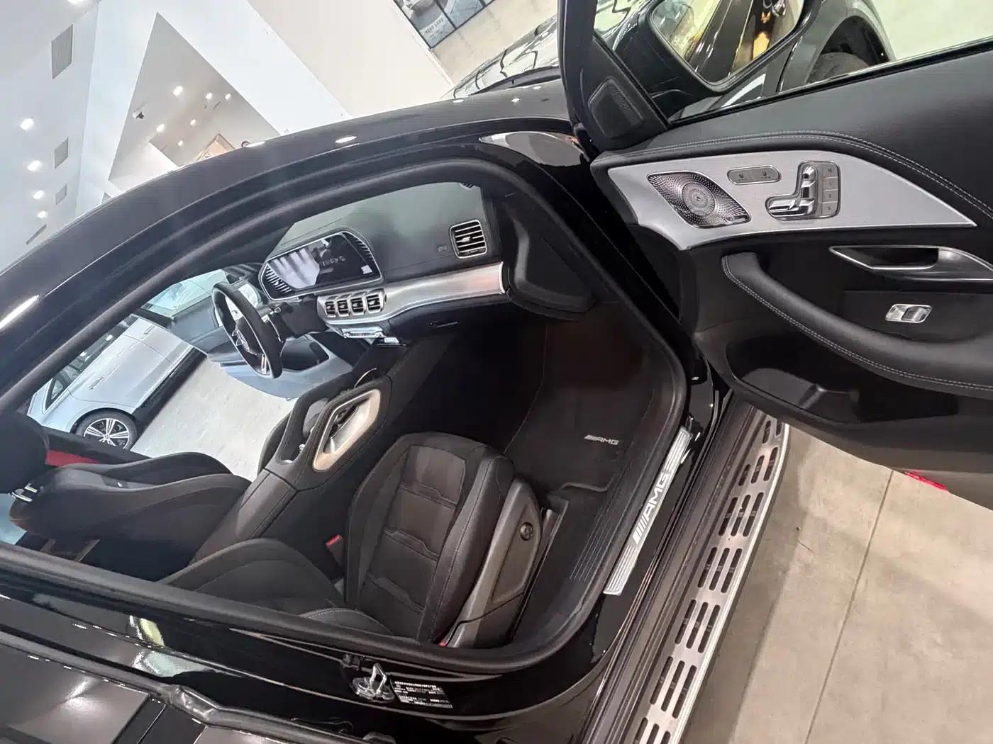 2024 Mercedes-Benz GLE Coupe AMG Model: AMG GLE 53 4MATIC+ Coupe SUV — миниатюра 11