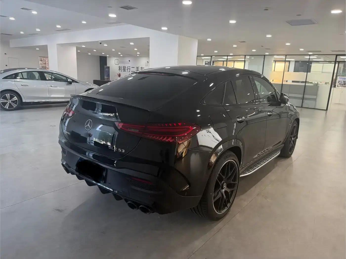 2024 Mercedes-Benz GLE Coupe AMG Model: AMG GLE 53 4MATIC+ Coupe SUV — миниатюра 4