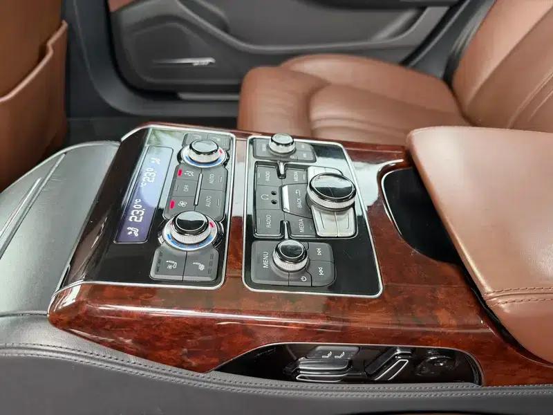 2013 Audi A8 A8L 50 TFSI quattro Premium — миниатюра 16