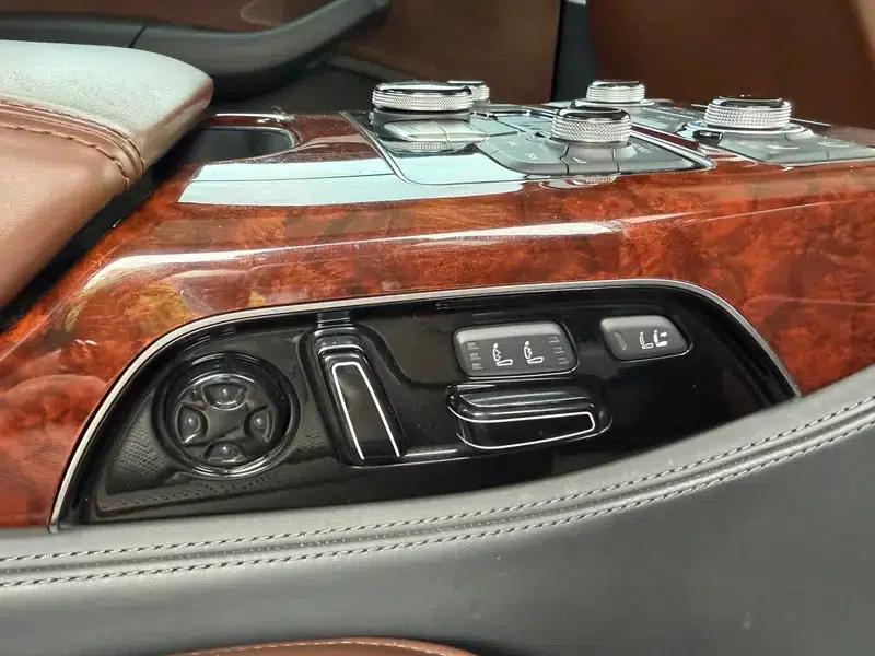 2013 Audi A8 A8L 50 TFSI quattro Premium — миниатюра 7