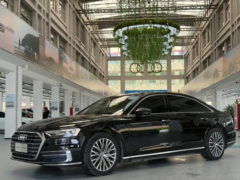 Audi A8 2022 A8L 55 TFSI quattro Premium Edition — миниатюра 1