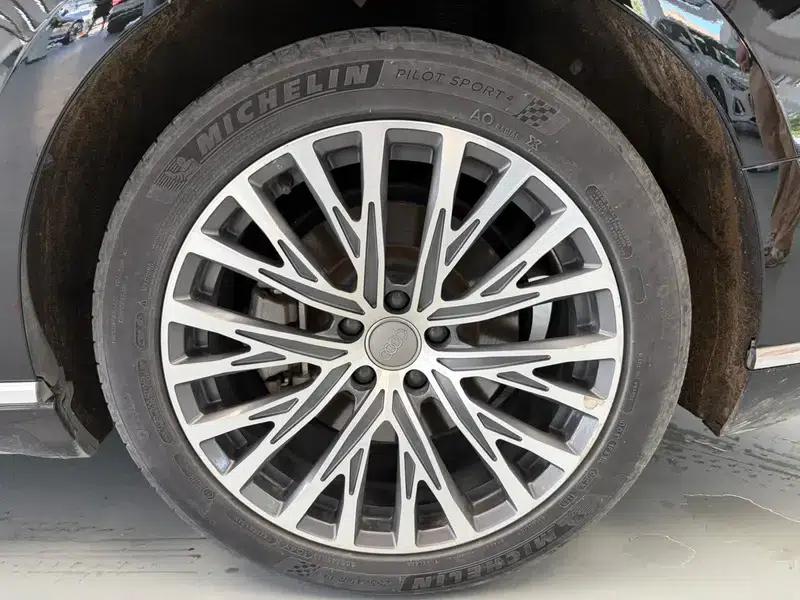 Audi A8 2022 A8L 55 TFSI quattro Premium Edition — миниатюра 6