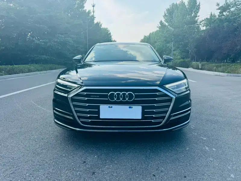 2021 Audi A8 A8L 50 TFSI quattro Comfort — миниатюра 2
