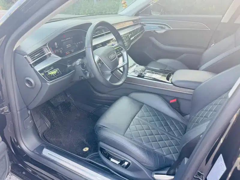 2021 Audi A8 A8L 50 TFSI quattro Comfort — миниатюра 8