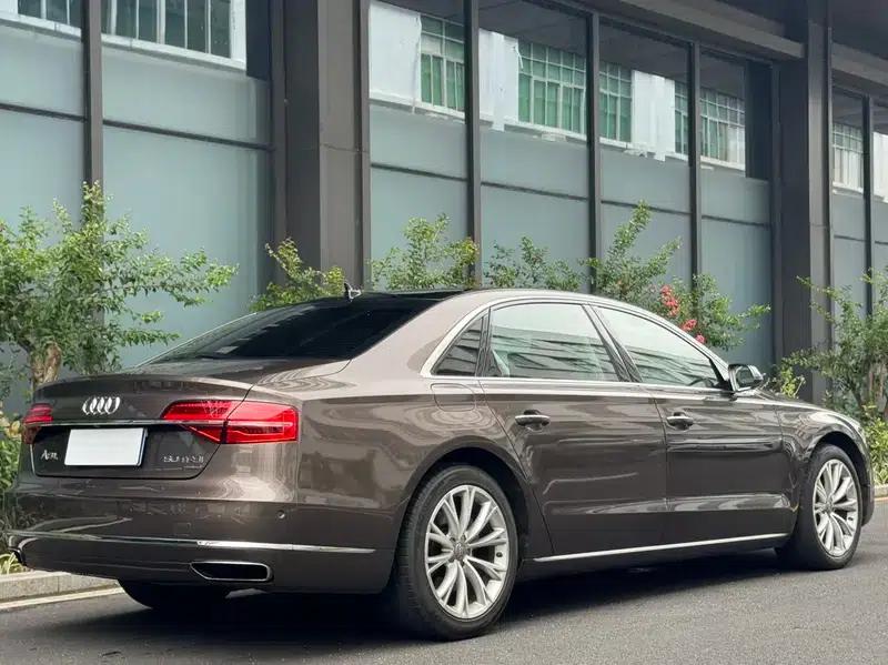 2014 Audi A8 A8L 50 TFSI quattro Luxury — миниатюра 5