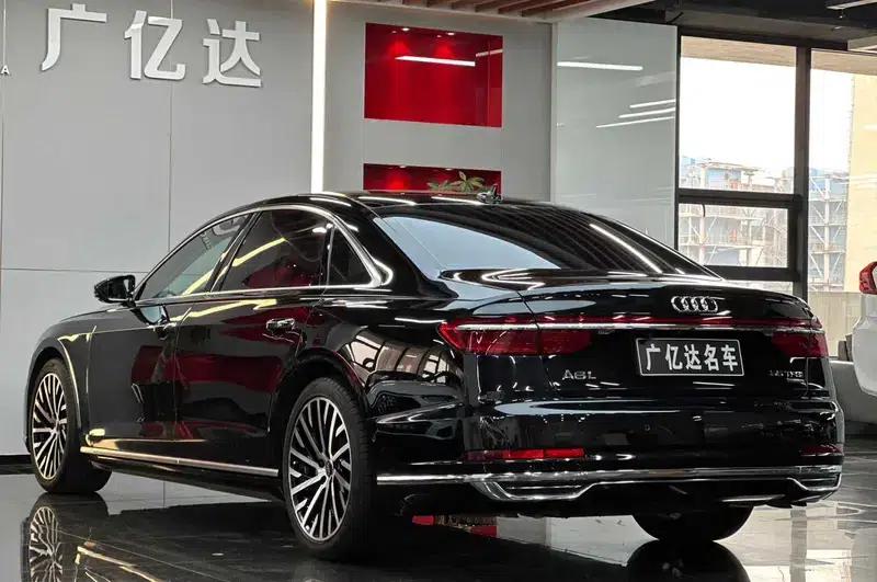Audi A8 2018 A8L 55 TFSI quattro Premium Edition — миниатюра 4