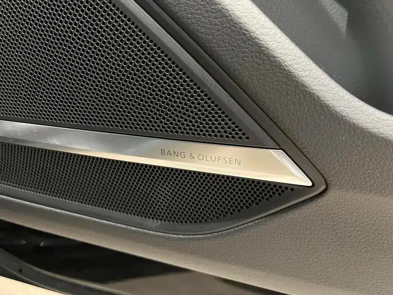 2024 Audi A8 A8L 55 TFSI quattro Flagship — миниатюра 6