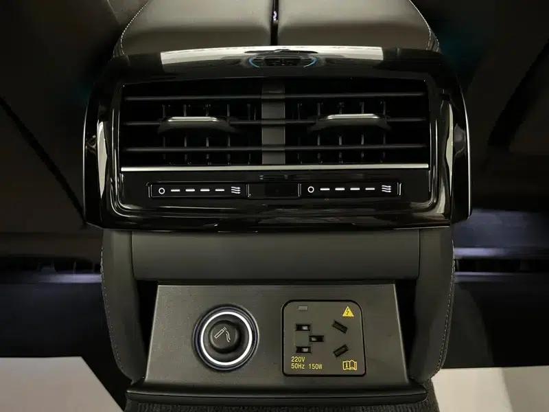 2024 Audi A8 A8L 55 TFSI quattro Flagship — миниатюра 10