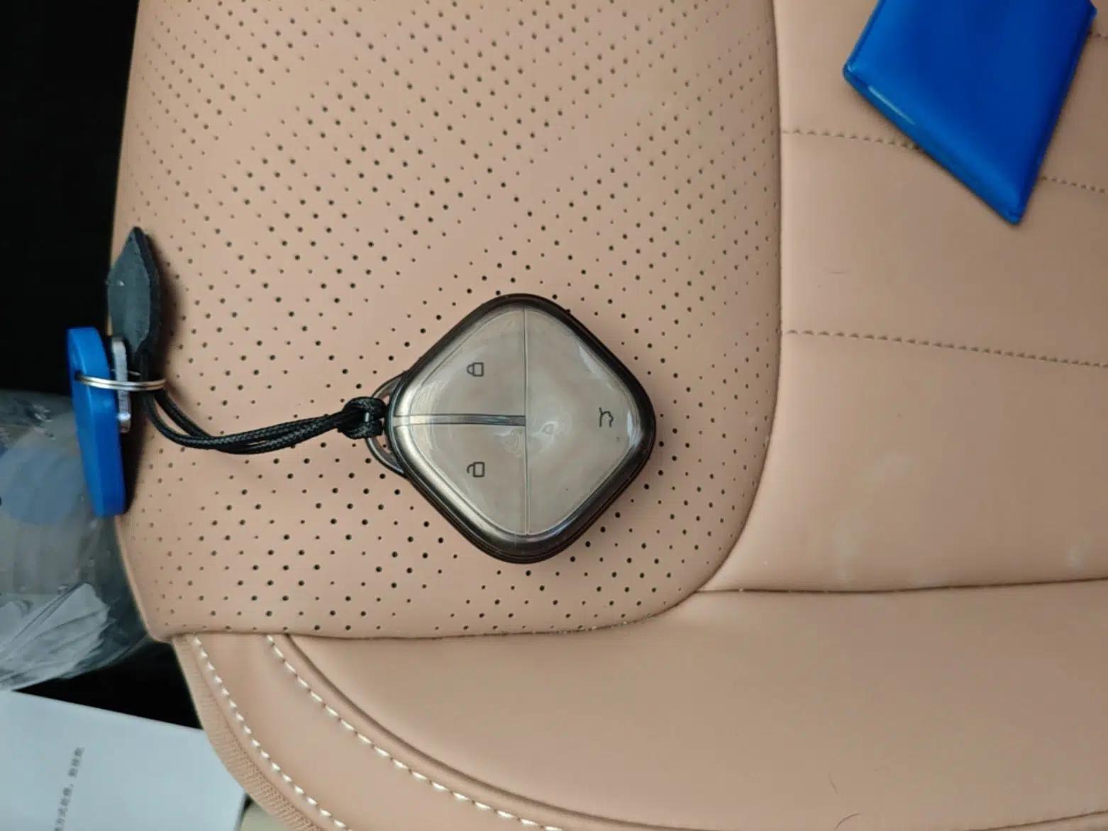 Wuling Bingo 2025 333 km Lingxi Connected Version — миниатюра 28
