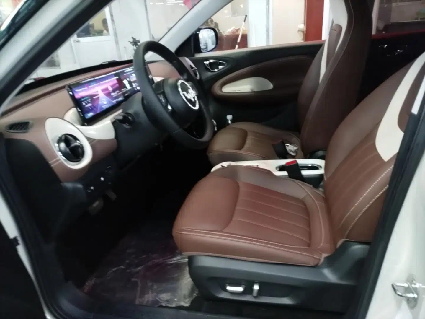 Wuling Bingo 2023 333 km Lingxi Connected Version — миниатюра 17