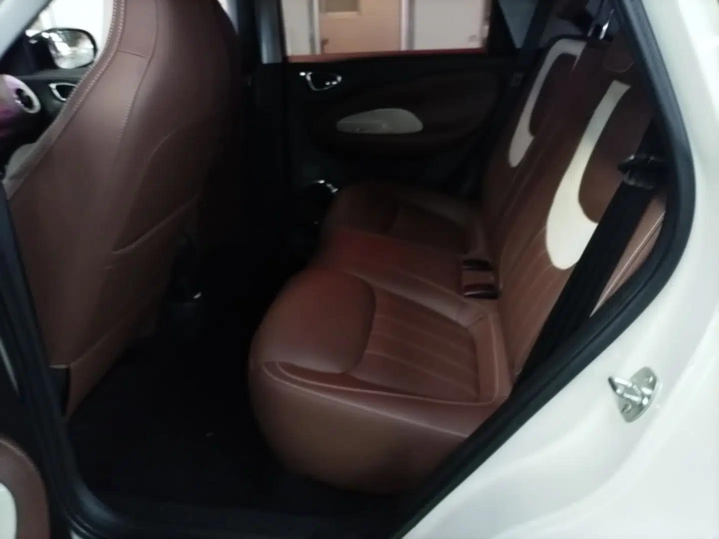 Wuling Bingo 2023 333 km Lingxi Connected Version — миниатюра 20