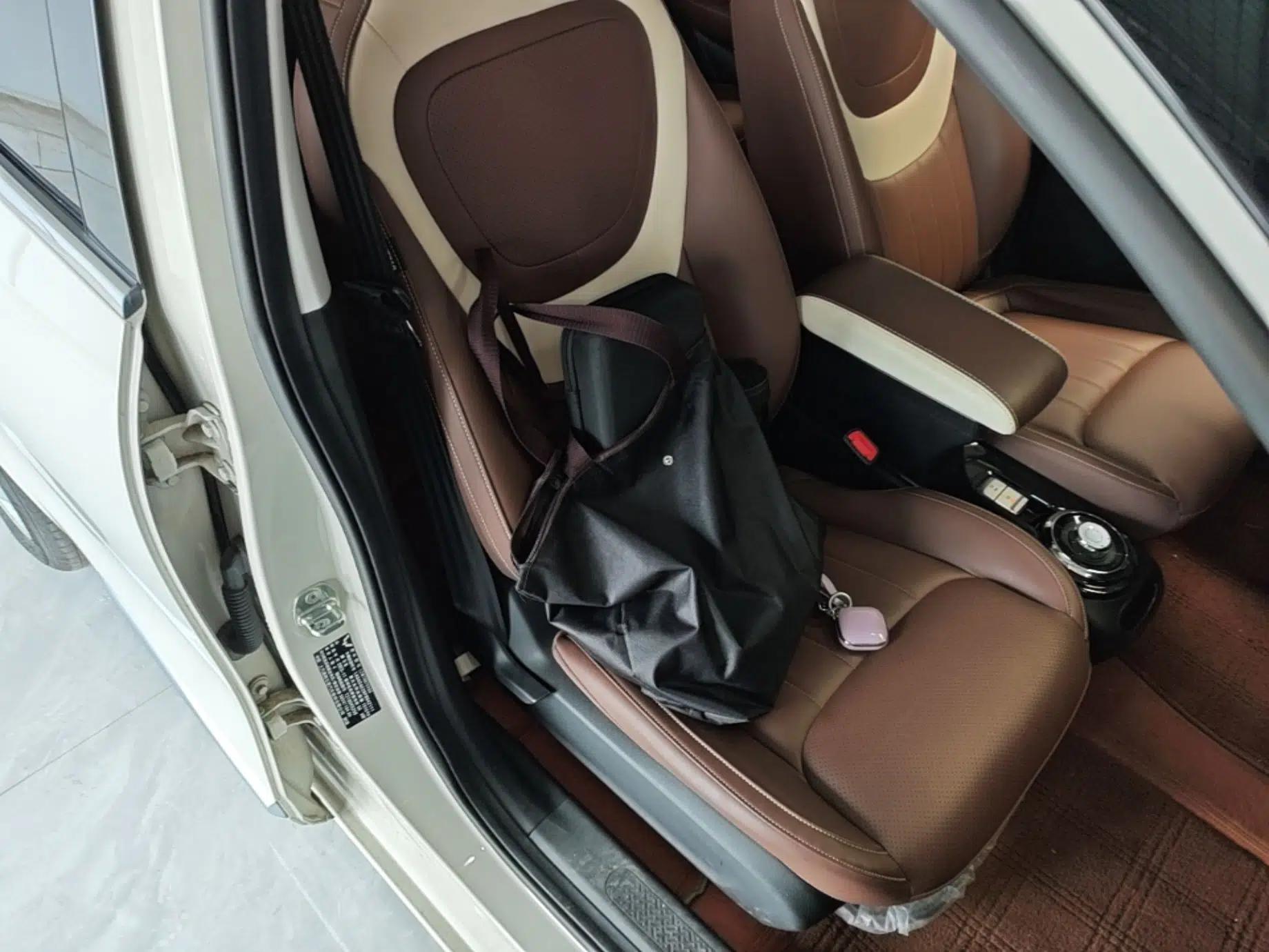 Wuling Bingo 2023 410 km Lingxi Deluxe Edition — миниатюра 19