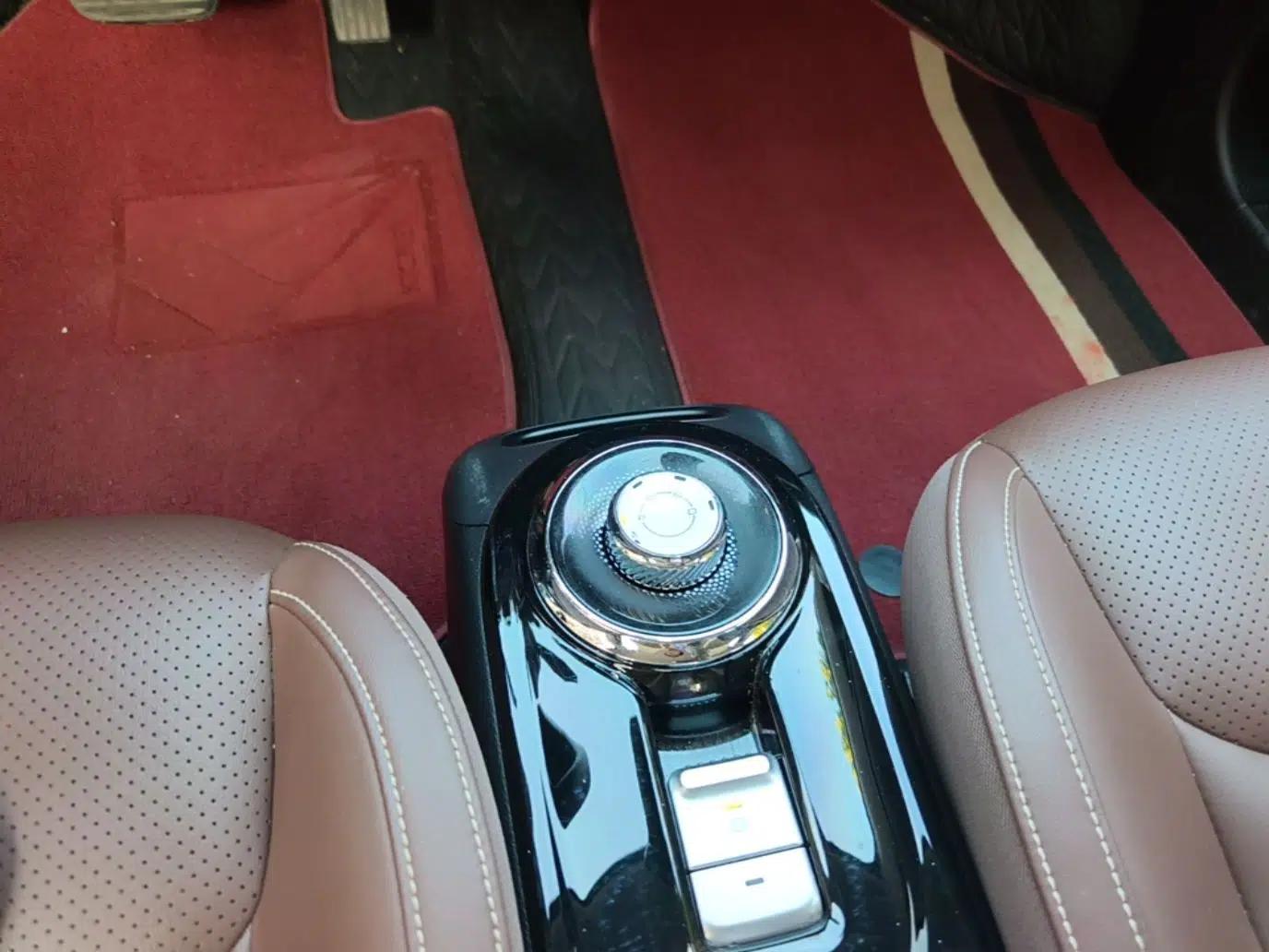 Wuling Bingo 2023 333 km Lingxi Connected Version — миниатюра 21