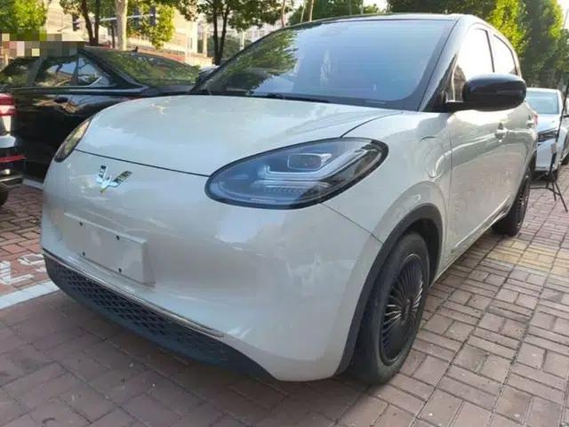 Wuling Bingo 2023 333 km Lingxi Connected Version
