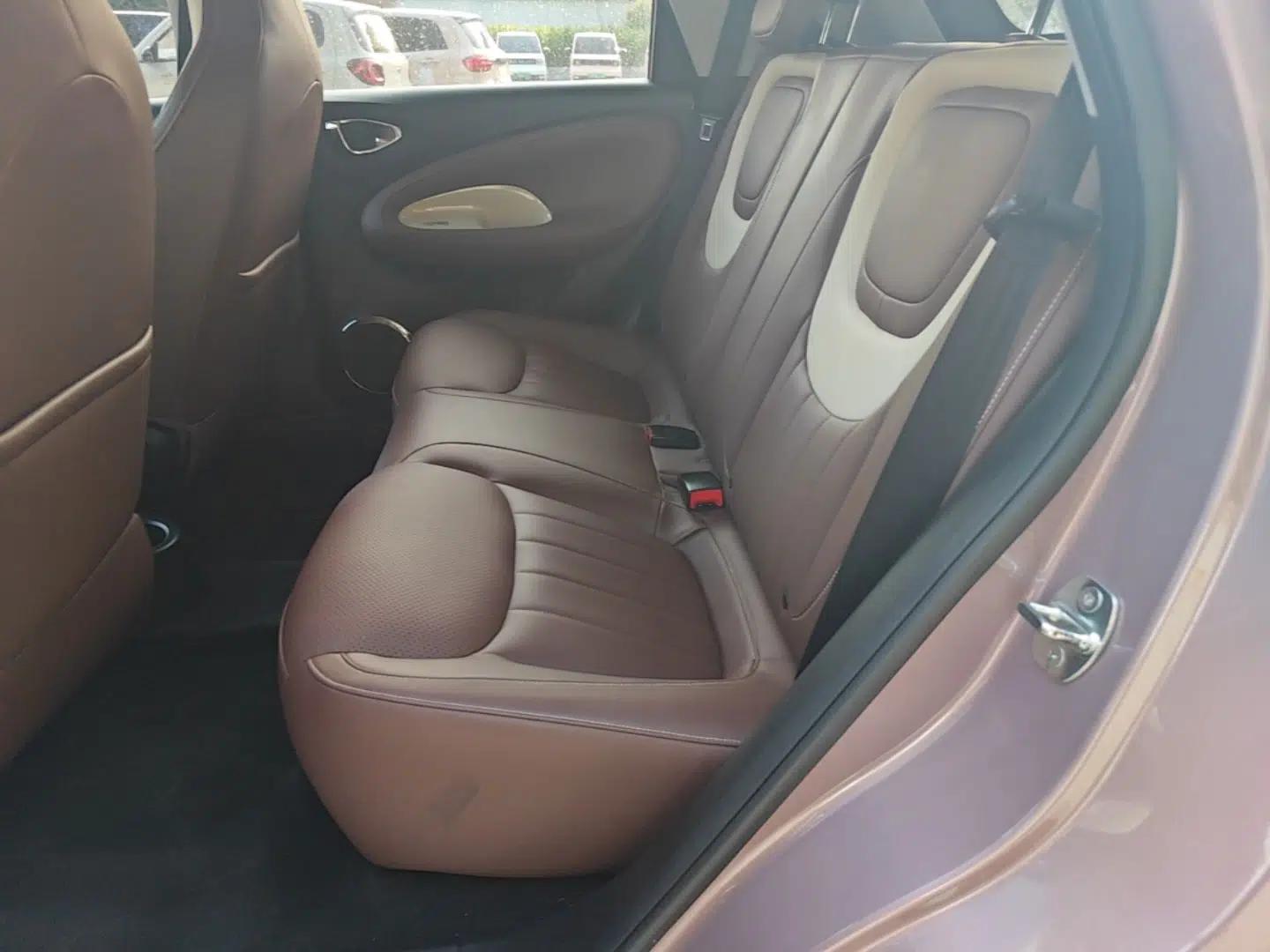 Wuling Bingo 2023 333 km Lingxi Connected Version — миниатюра 20