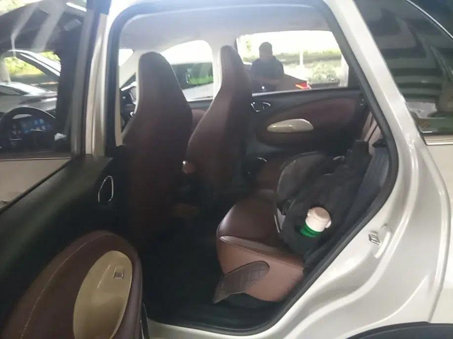 Wuling Bingo 2025 333 km Lingxi Connected Version — миниатюра 20