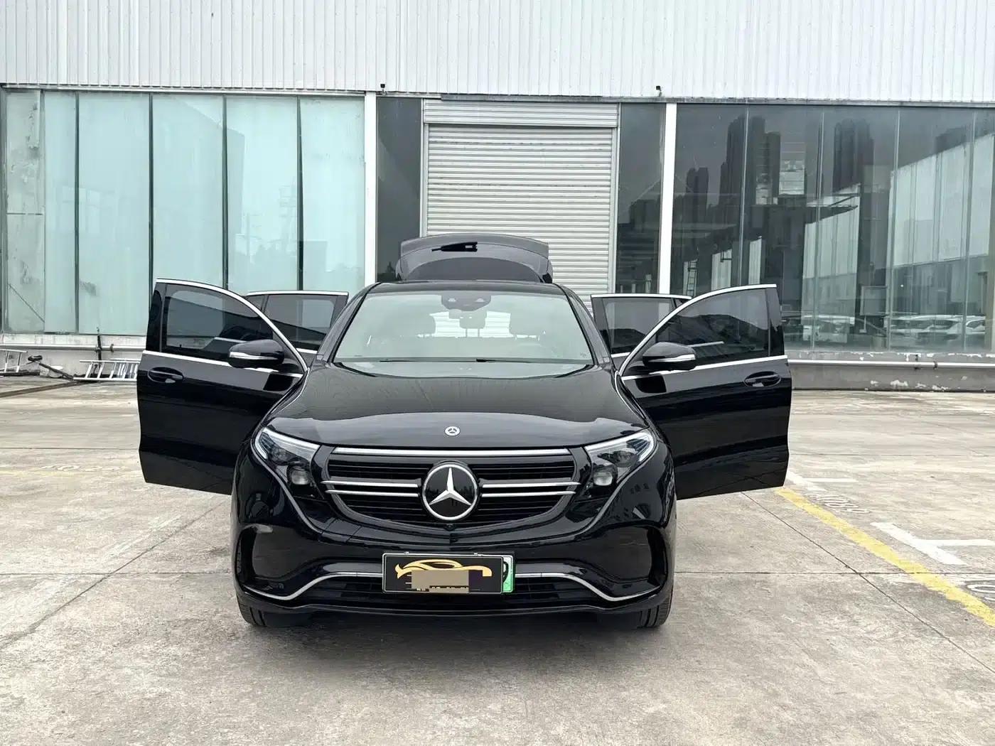 Mercedes-Benz EQC 2020 Model EQC 400 4MATIC — миниатюра 4