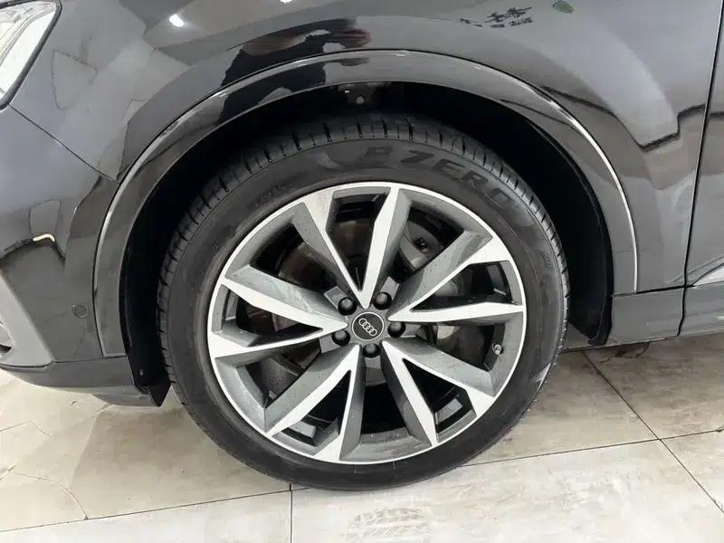 Audi Q7 2024 55 TFSI quattro S line Sport — миниатюра 16