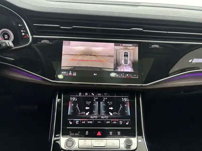 Audi Q7 2024 55 TFSI quattro S line Sport — миниатюра 21