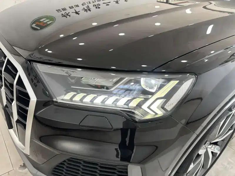 Audi Q7 2024 55 TFSI quattro S line Sport — миниатюра 9