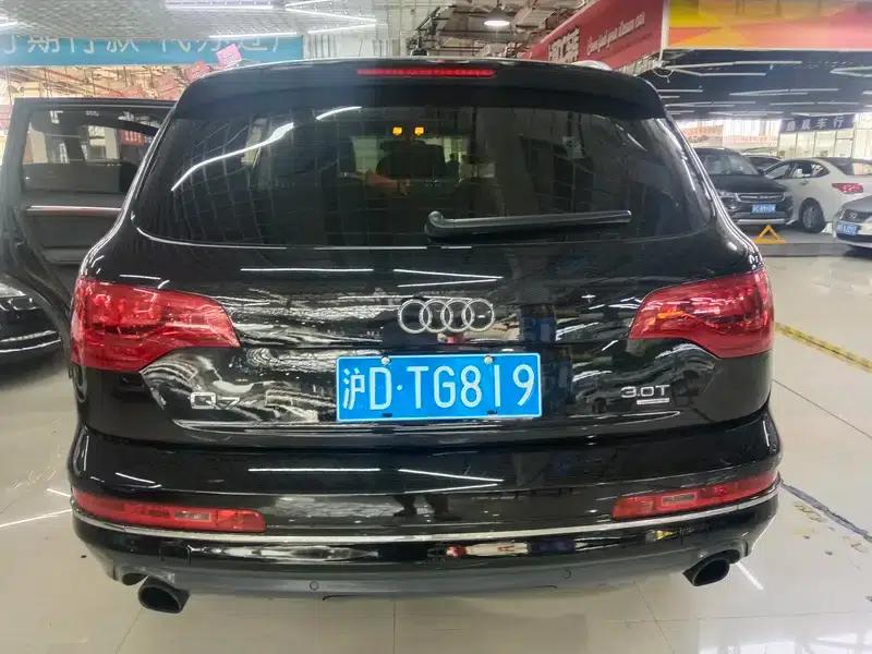 Audi Q7 2015 3.0T Automatic AWD 7-Seater Parallel Import — миниатюра 2