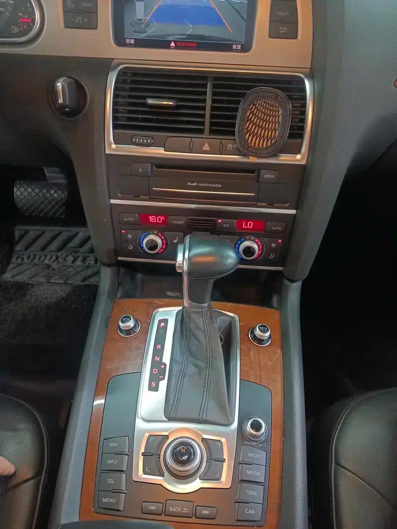 Audi Q7 2015 3.0T Automatic AWD 7-Seater Parallel Import — миниатюра 8
