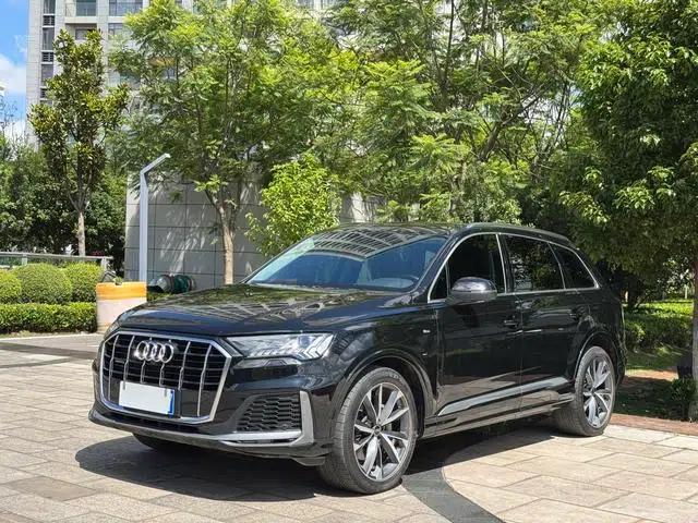 Audi Q7 2023 55 TFSI quattro S line Sport