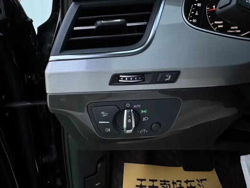 Audi Q7 2019 45 TFSI S line Sport — миниатюра 25
