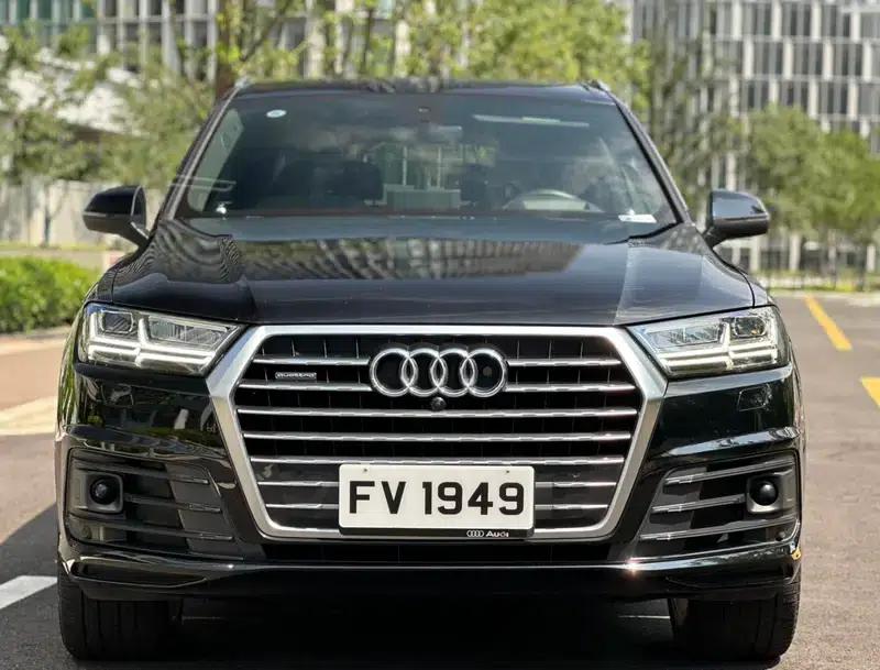 Audi Q7 2018 3.0T Automatic AWD 7-Seater Parallel Import — миниатюра 2