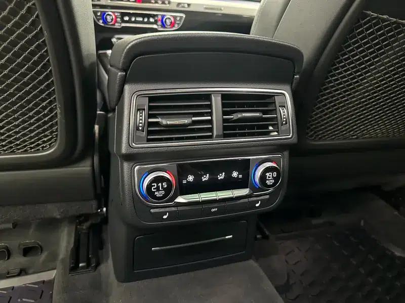 Audi Q7 2018 3.0T Automatic AWD 7-Seater Parallel Import — миниатюра 20