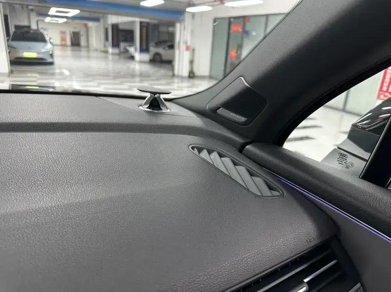 Audi Q7 2018 3.0T Automatic AWD 7-Seater Parallel Import — миниатюра 22