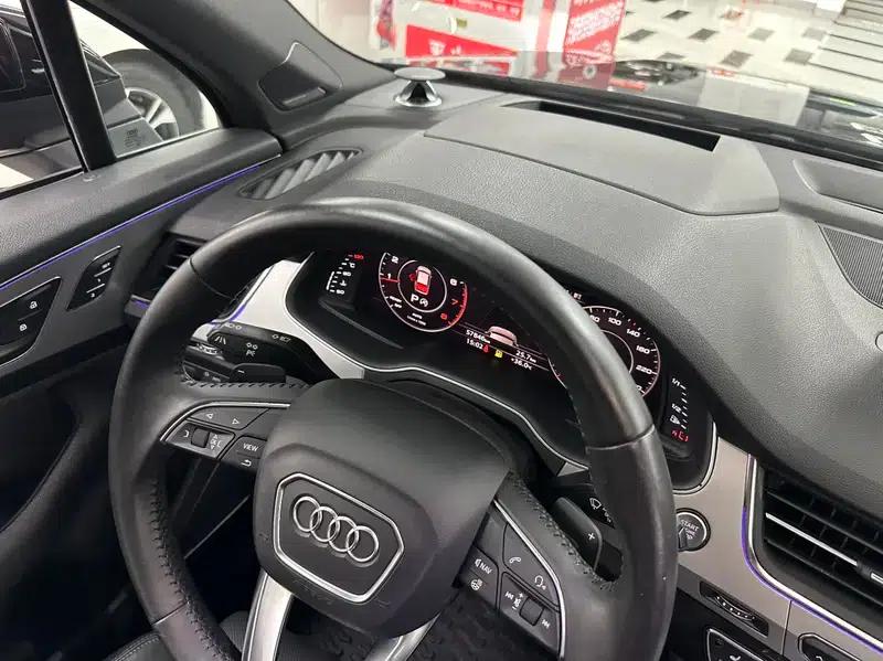 Audi Q7 2018 3.0T Automatic AWD 7-Seater Parallel Import — миниатюра 24