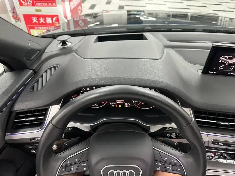 Audi Q7 2018 3.0T Automatic AWD 7-Seater Parallel Import — миниатюра 36