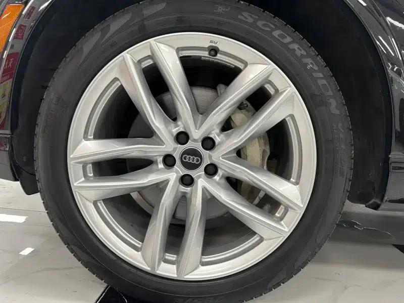 Audi Q7 2018 3.0T Automatic AWD 7-Seater Parallel Import — миниатюра 8