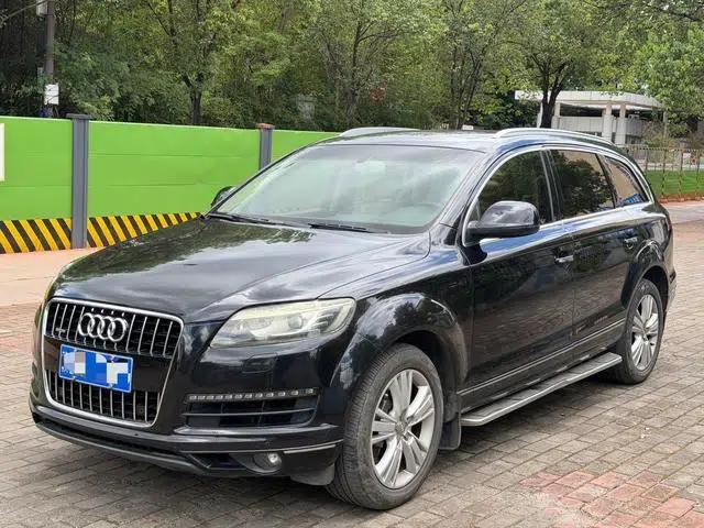 Audi Q7 2011 3.0 TFSI Comfort (200kW)