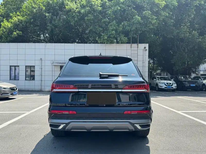 Audi Q7 2023 55 TFSI quattro S line Sport — миниатюра 3