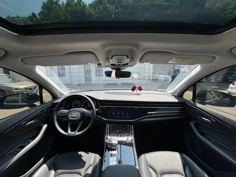 Audi Q7 2023 55 TFSI quattro S line Sport — миниатюра 5