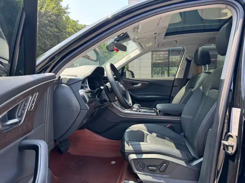 Audi Q7 2023 55 TFSI quattro S line Sport — миниатюра 6